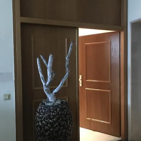 Düsseldorfer Domicil Media Harbour Aparthotel 3*